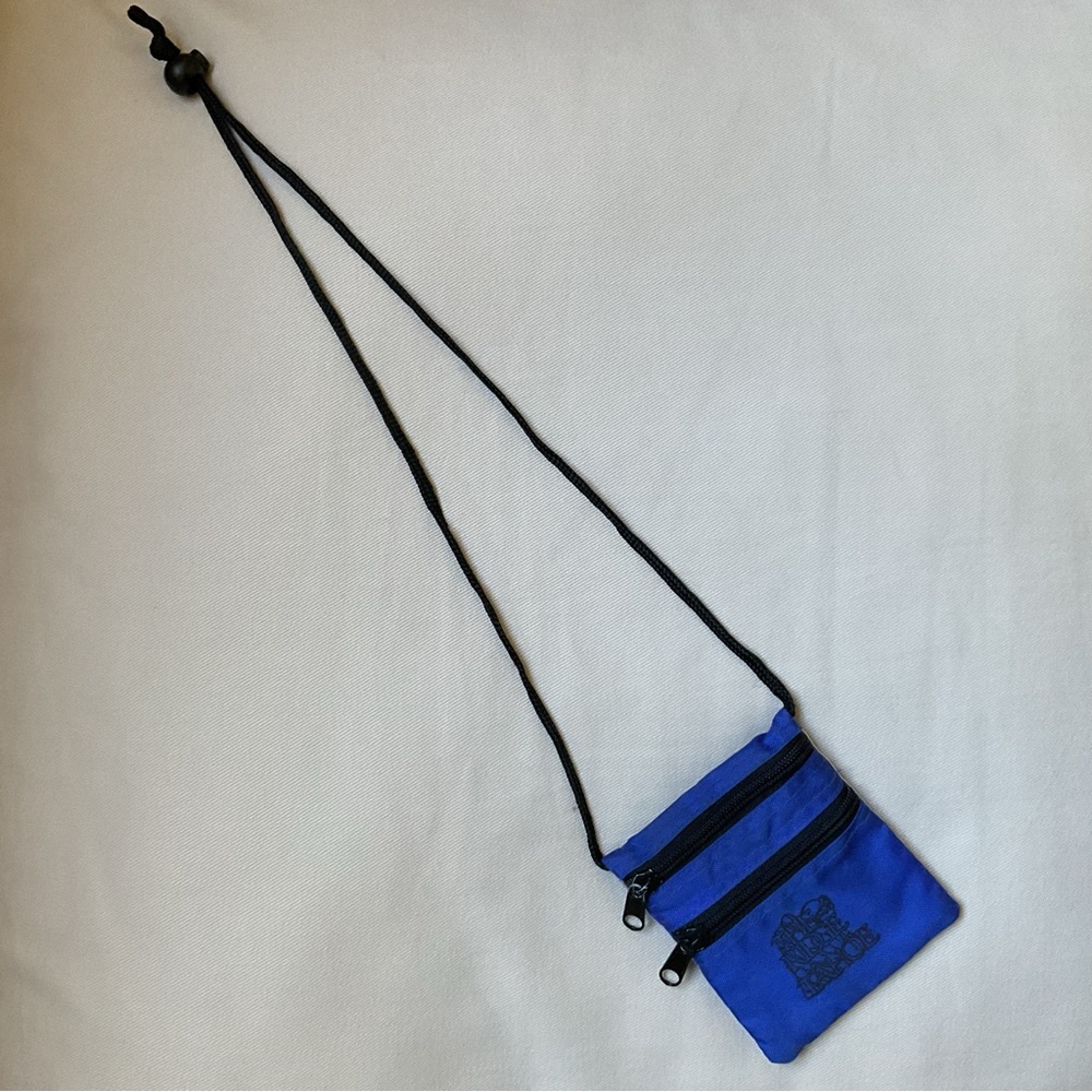 Ridge Tahoe Vintage Ski Pass Travel Badge Neck Wallet